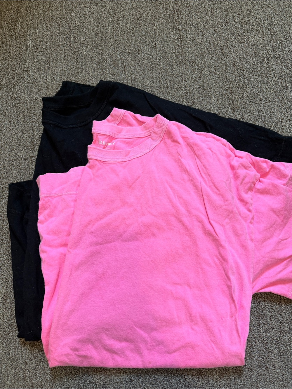 Women’s Old Navy oversized tees- black and pink